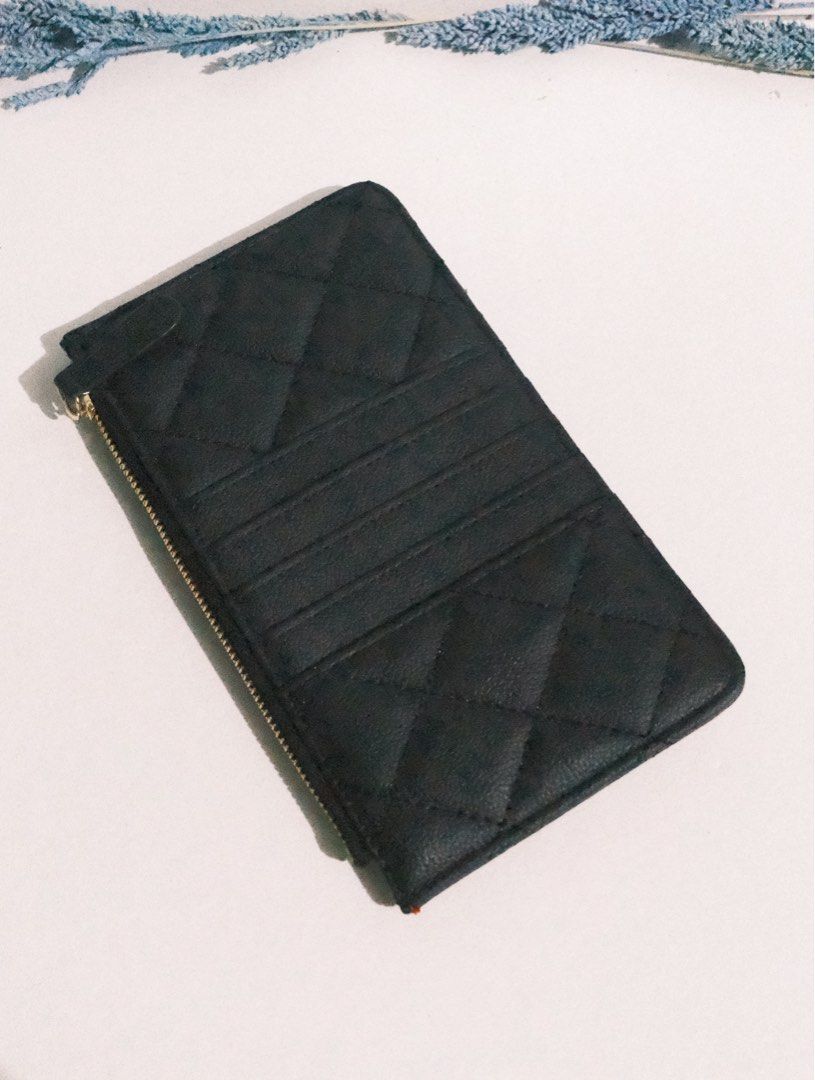 Authentic GWP Ch@nel Wallet with phone pocket (Category: Luxury Bags & Wallets) located in Makati City. Submitted by cherendipity (Listing ID 1440912687, Image 2). Description: .
