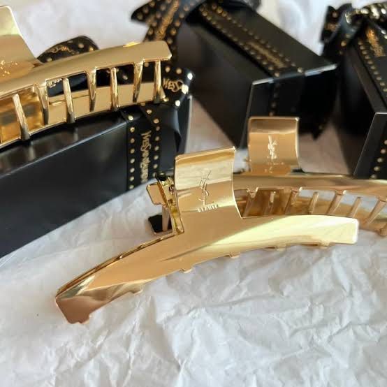 Authentic YSL Hair Clip GWP (Category: Hair) located in Rizal. Submitted by thetopspotfashionboutique (Listing ID 1440774212, Image 3). Description: .