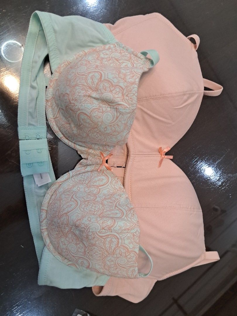 Avon bra (Category: Undergarments & Loungewear) located in Manila. Submitted by cherrytreasures (Listing ID 1440840393, Image 2). Description: avon juliet 2pc bra set 38A.