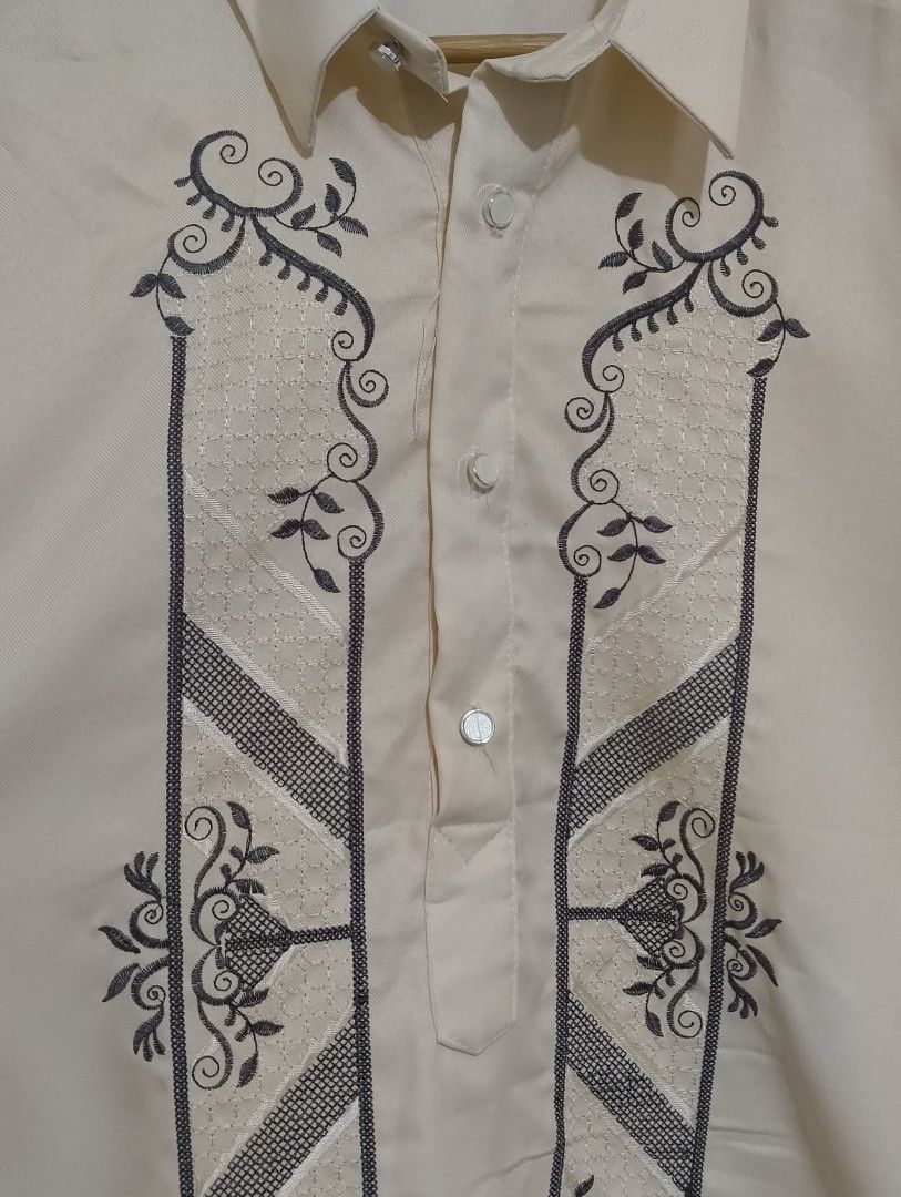 Beige Men's Office Barong (Category: Tshirts & Polo Shirts ) located in Quezon City. Submitted by afteruse (Listing ID 1440893358, Image 3). Description: - Bought at House of Barong in Tutuban - Originally planning an androgynous look with this; di bumagay lol - Never worn just stuck in storage.