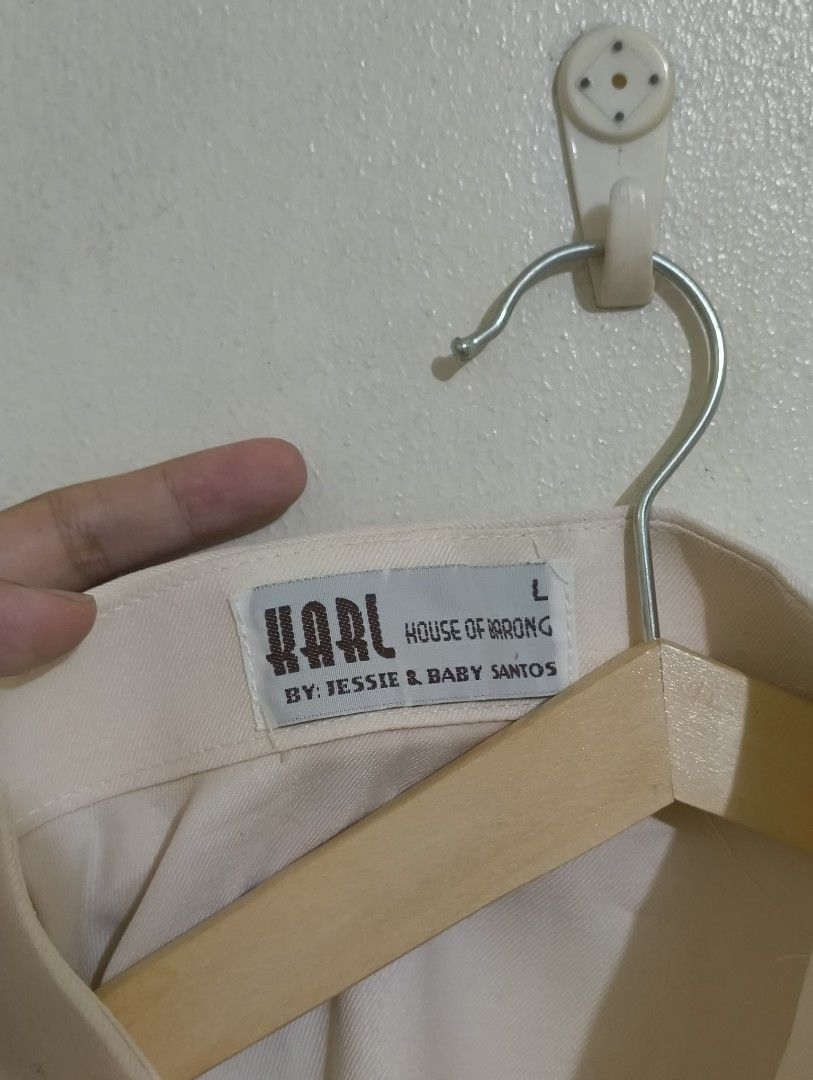 Beige Men's Office Barong (Category: Tshirts & Polo Shirts ) located in Quezon City. Submitted by afteruse (Listing ID 1440893358, Image 2). Description: - Bought at House of Barong in Tutuban - Originally planning an androgynous look with this; di bumagay lol - Never worn just stuck in storage.