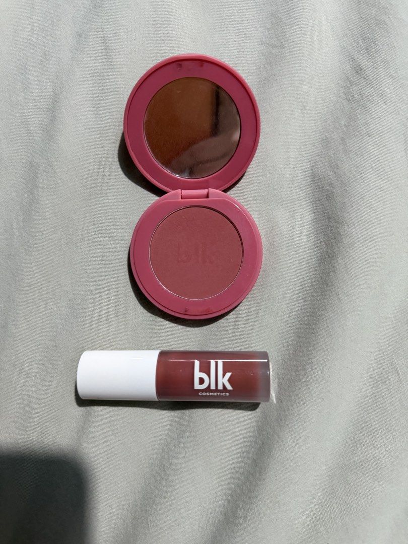 BLK BUNDLE Soft Blur Powder Blush & Creamy All-Over Paint (Category: Makeup) located in Manila. Submitted by n_a_c (Listing ID 1440810814, Image 2). Description: Soft blur powder blush - used few times only Creamy all over paint - this was a gift but not my shade Rfs: bought Dior.