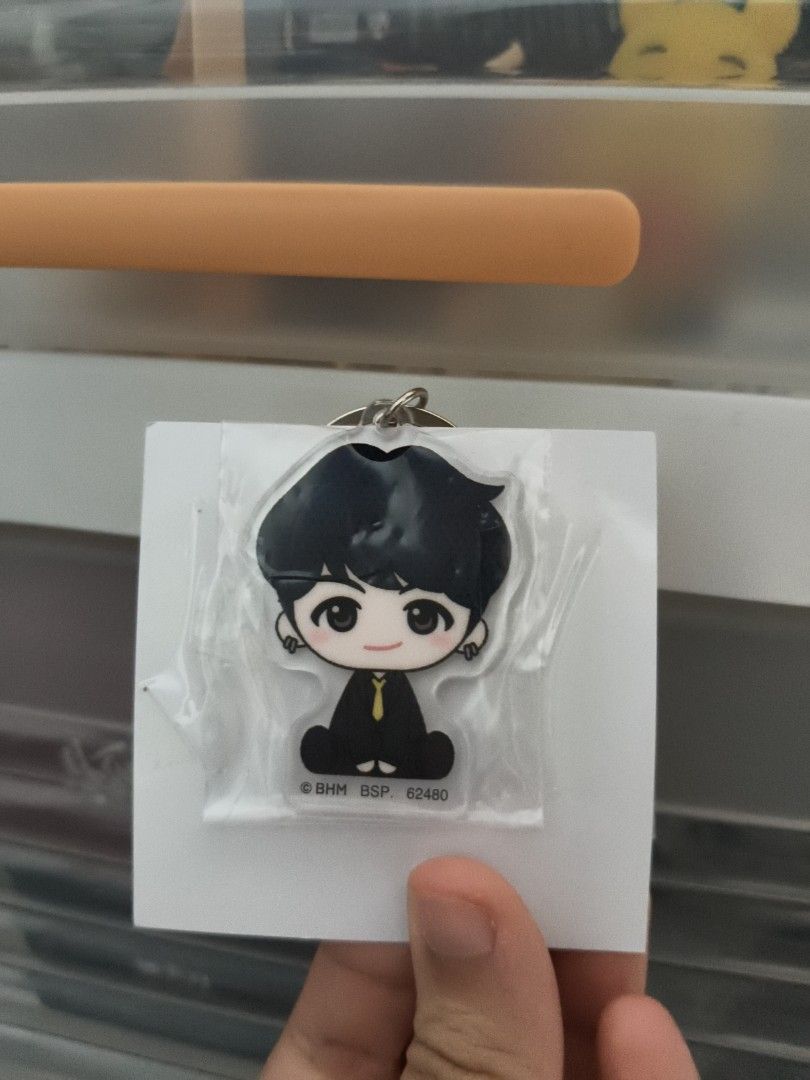 BTS tinytan keychains (Category: Other Merchandise) located in Singapore. Submitted by ashria_ (Listing ID 1440942001, Image 3). Description: 1x Jungkook 1x RM 1x Jimin 1x Suga willing to nego!! buying more will have more discount 😊😊 1 for $5 2 for $8 all for $16.