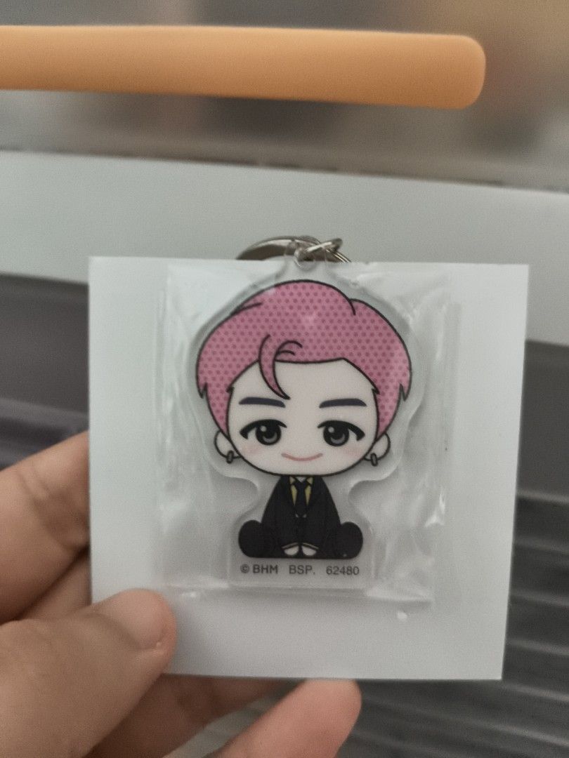 BTS tinytan keychains (Category: Other Merchandise) located in Singapore. Submitted by ashria_ (Listing ID 1440942001, Image 5). Description: 1x Jungkook 1x RM 1x Jimin 1x Suga willing to nego!! buying more will have more discount 😊😊 1 for $5 2 for $8 all for $16.