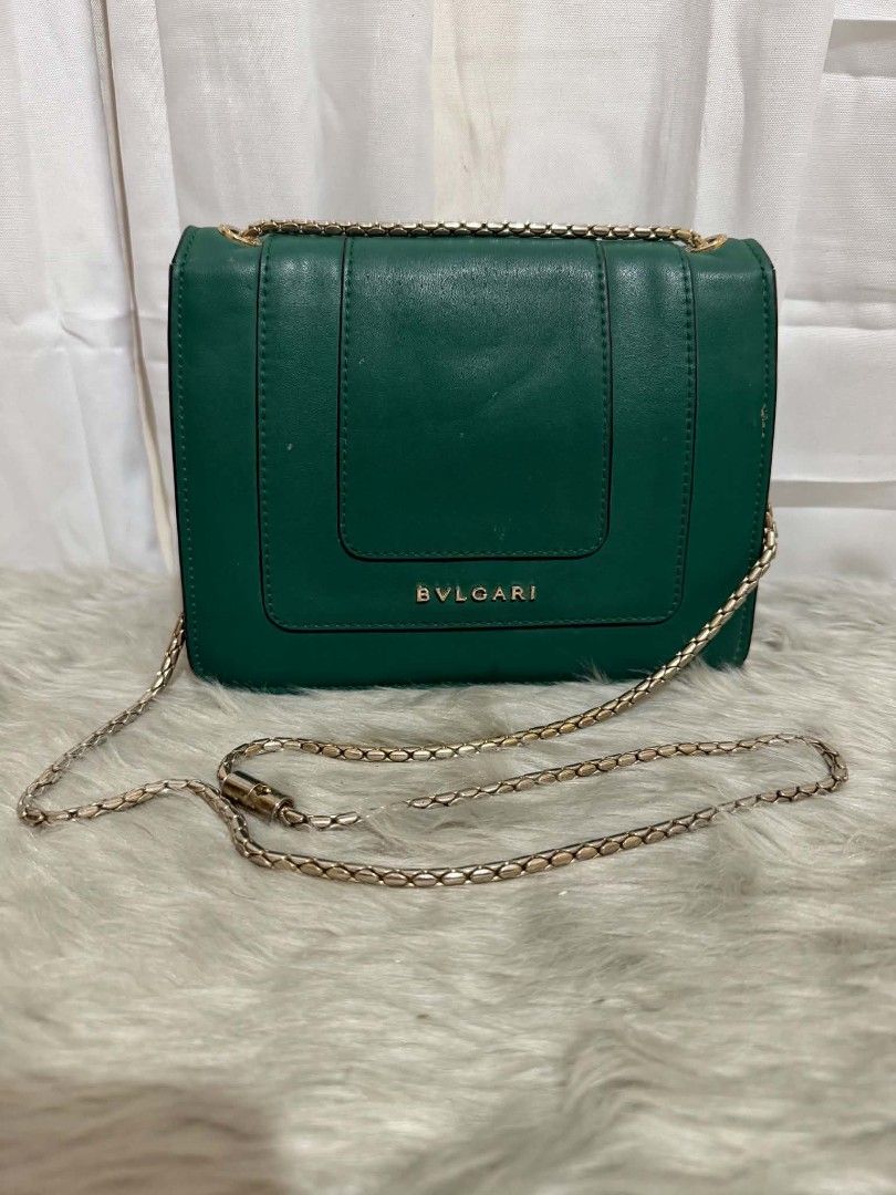 Bvlgari Serpenti Emerald green bag (Category: Luxury Bags & Wallets) located in Iloilo. Submitted by solisraque20674 (Listing ID 1440853556, Image 1). Description: .