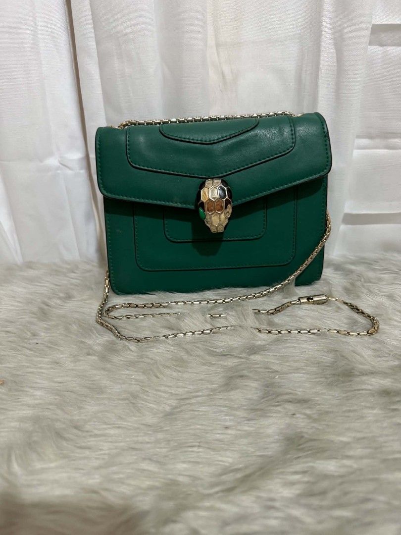 Bvlgari Serpenti Emerald green bag (Category: Luxury Bags & Wallets) located in Iloilo. Submitted by solisraque20674 (Listing ID 1440853556, Image 2). Description: .