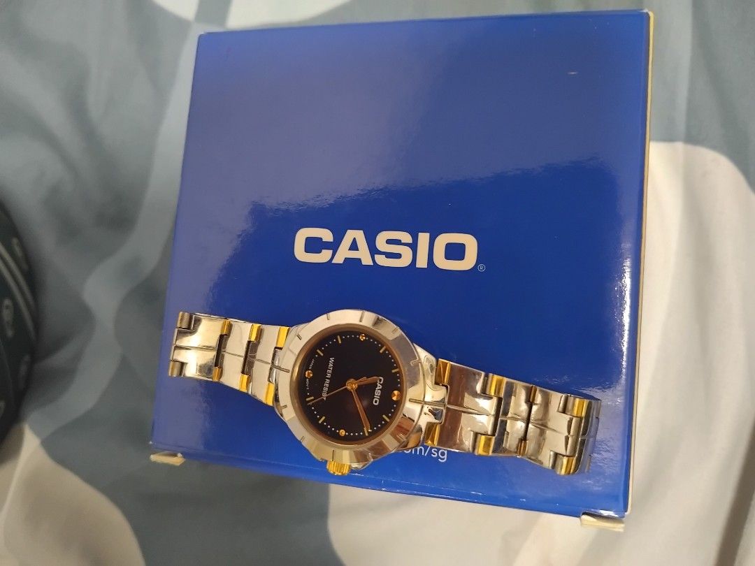 Casio original automatic (Category: Women's Watches) located in Singapore. Submitted by annkhay (Listing ID 1440762213, Image 2). Description: meet up only at paragon or lucky plaza. once only I used ..