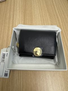 （分類：）位於 。 由 connie._.204 提交（商品編號 1440814626，圖片 1）。簡介： 。
