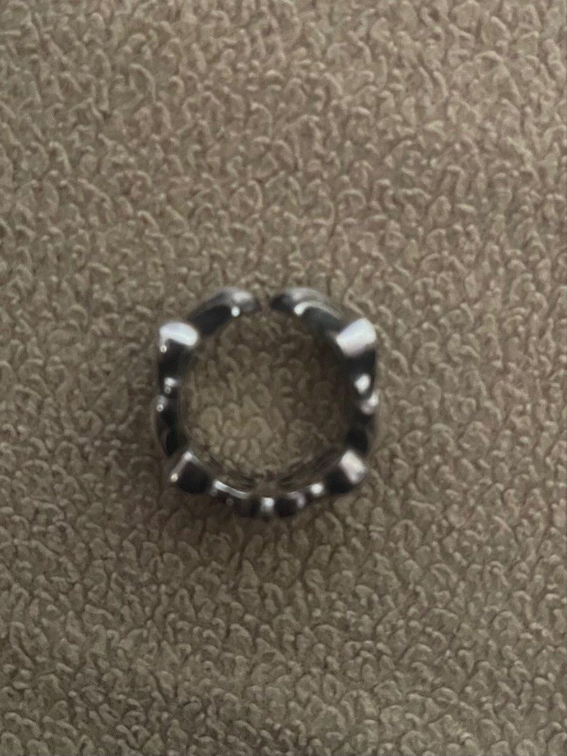 Chrome Hearts Double Floral Ring (Category: Announcements) located in Caloocan City. Submitted by keanrileym55340 (Listing ID 1440919667, Image 2). Description: - Chrome Hearts ring - Material: Sterling Silver (925) - Design: Iconic double floral cross - Engravings: 'Chrome Hearts' and '925' - Condition: Great - size 7 Pasig Loc .