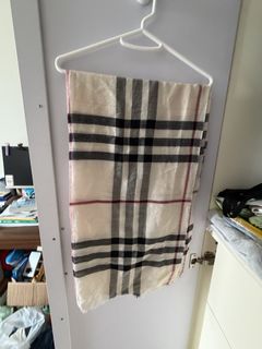 （分類：）位於 。 由 larunda 提交（商品編號 1440799895，圖片 1）。簡介： 。