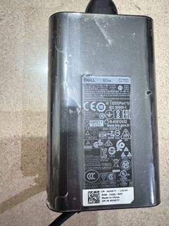 DELL 65W Power Adapter475617355566295040