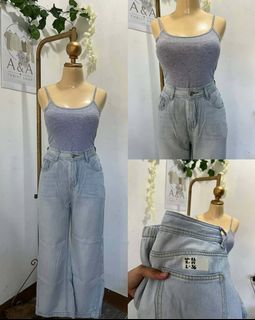 (Category: ) located in . Submitted by wearitagain_jsthriftshop1998 (Listing ID 1440769870, Image 1). Description: .