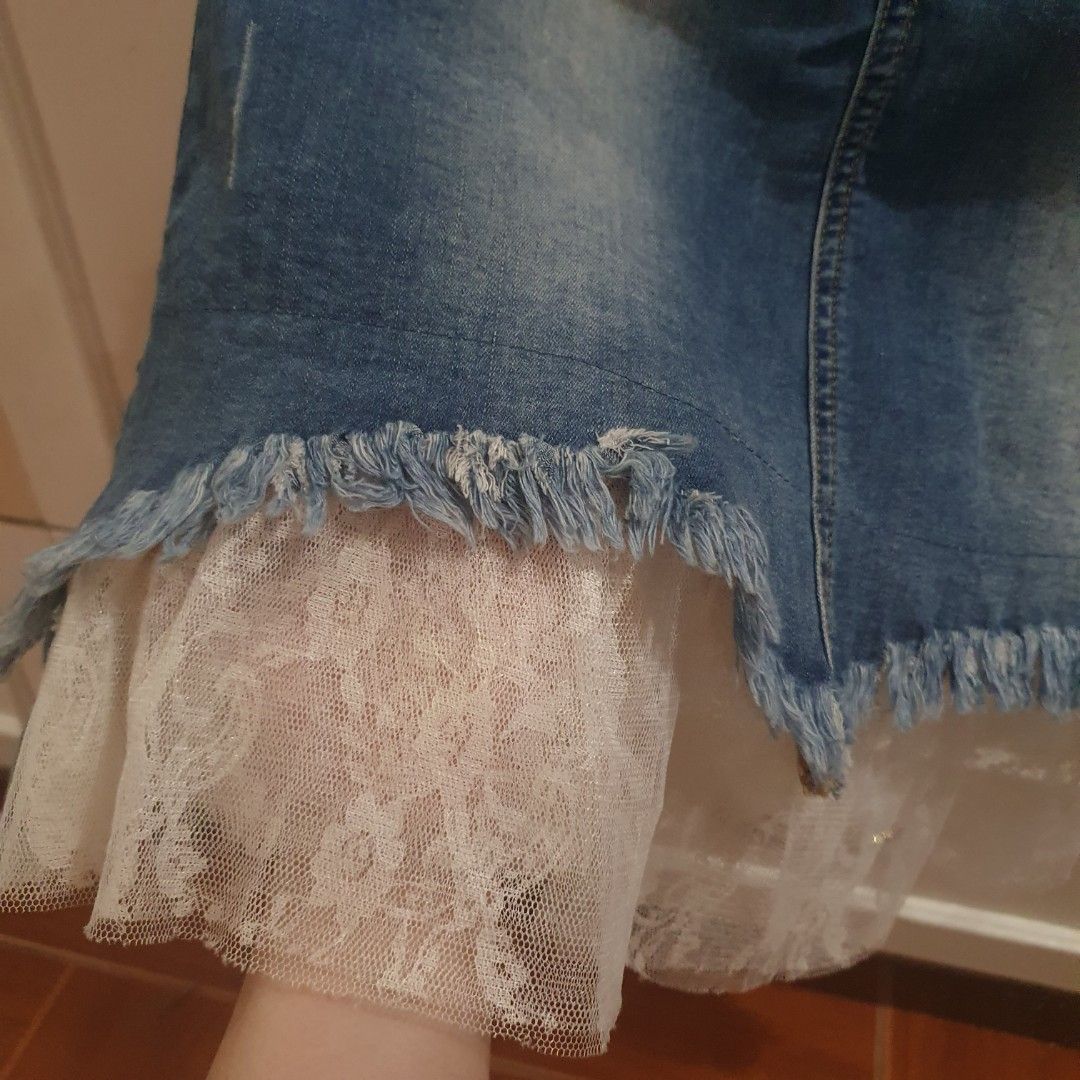 Denim Skirt with Lace Trim (Category: Skirts) located in Angeles City. Submitted by malijeu94 (Listing ID 1440761940, Image 3). Description: Size: Small (Can fit Medium) Type: Denim Skirt with Lace Trim Price: Php 220.00 + Shipping Fee + Handling Fee RFS: Decluttering my closet **BUNDLE PROMO: BUY 3 ITEMS FROM THIS SHOP, GET 1 RANDOM ITEM FOR FREE**.