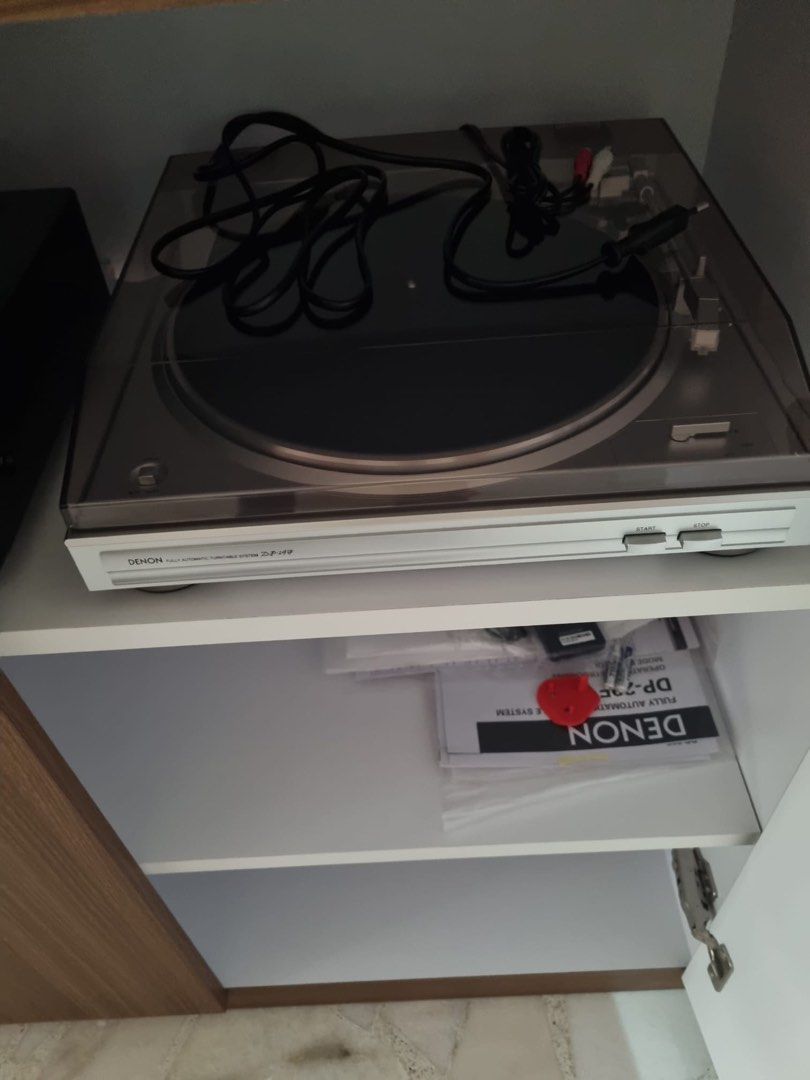 Denon DP-29F Turntable Record Player468417969809664001