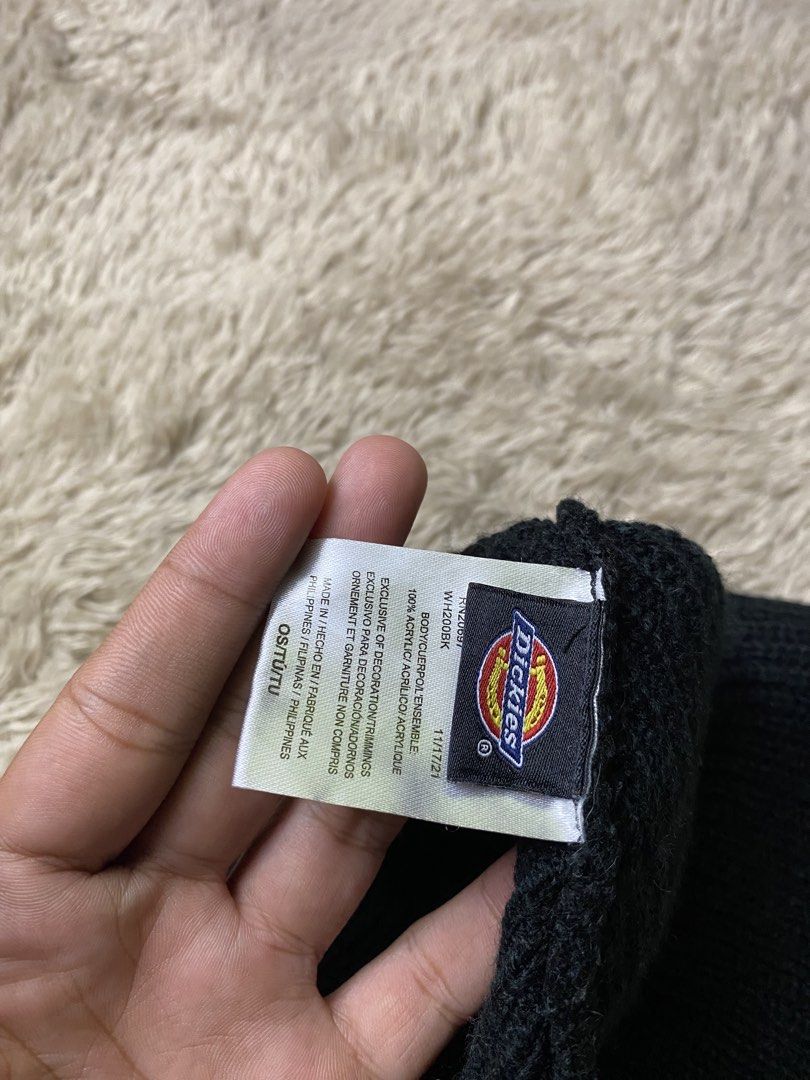 Dickies 100 Years Anniversary Beanie Hat (Category: Caps & Hats) located in Bogo. Submitted by royalivio069630 (Listing ID 1440800977, Image 3). Description: - Dickies Black Ribbed Beanie - Features 100 Years Anniversary logo patch - Made from 100% acrylic - Perfect for staying warm - Classic and simple design.