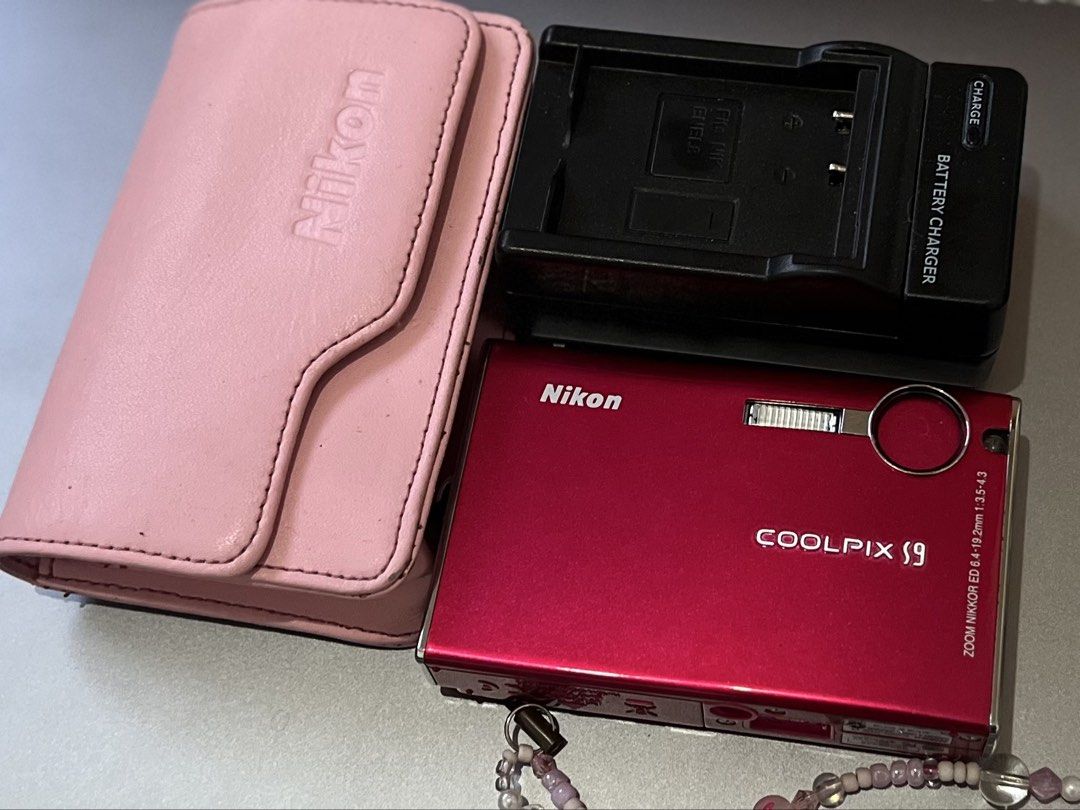Digicam (Category: Cameras) located in Manila. Submitted by mryy.830 (Listing ID 1440786990, Image 3). Description: 📸 FOR SALE: Nikon Coolpix S9 • 10/10 body condition • Includes camera case & charger • No issues rfs: hindi masyado nagagamit pm me for more details or sample pics 💌.