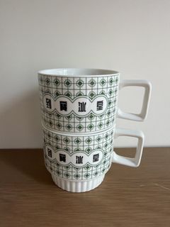 （分類：）位於 。 由 hailya___1518 提交（商品編號 1440841635，圖片 1）。簡介： 。