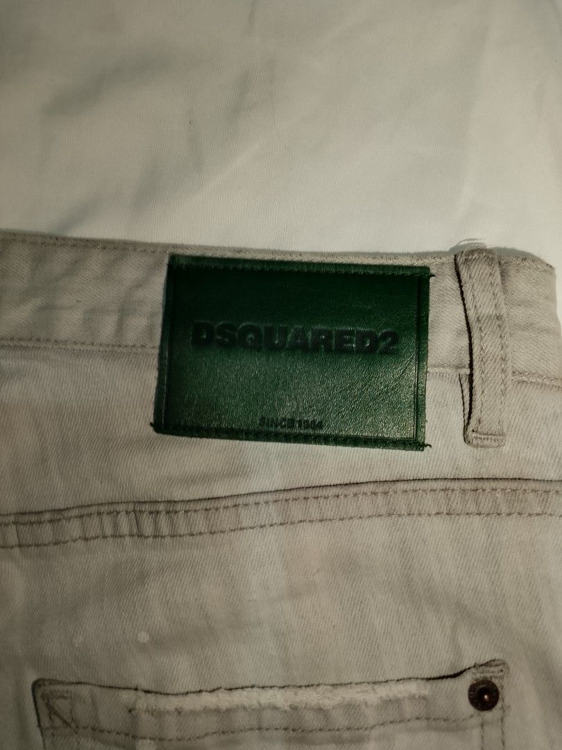 Dsquared Slim Jeans (Category: Jeans) located in Paranaque City. Submitted by lanceee.999 (Listing ID 1440927067, Image 3). Description: Waist: 34 Length: 40 Leghole: 7 Legit/Authentic No Issue Good Condition.