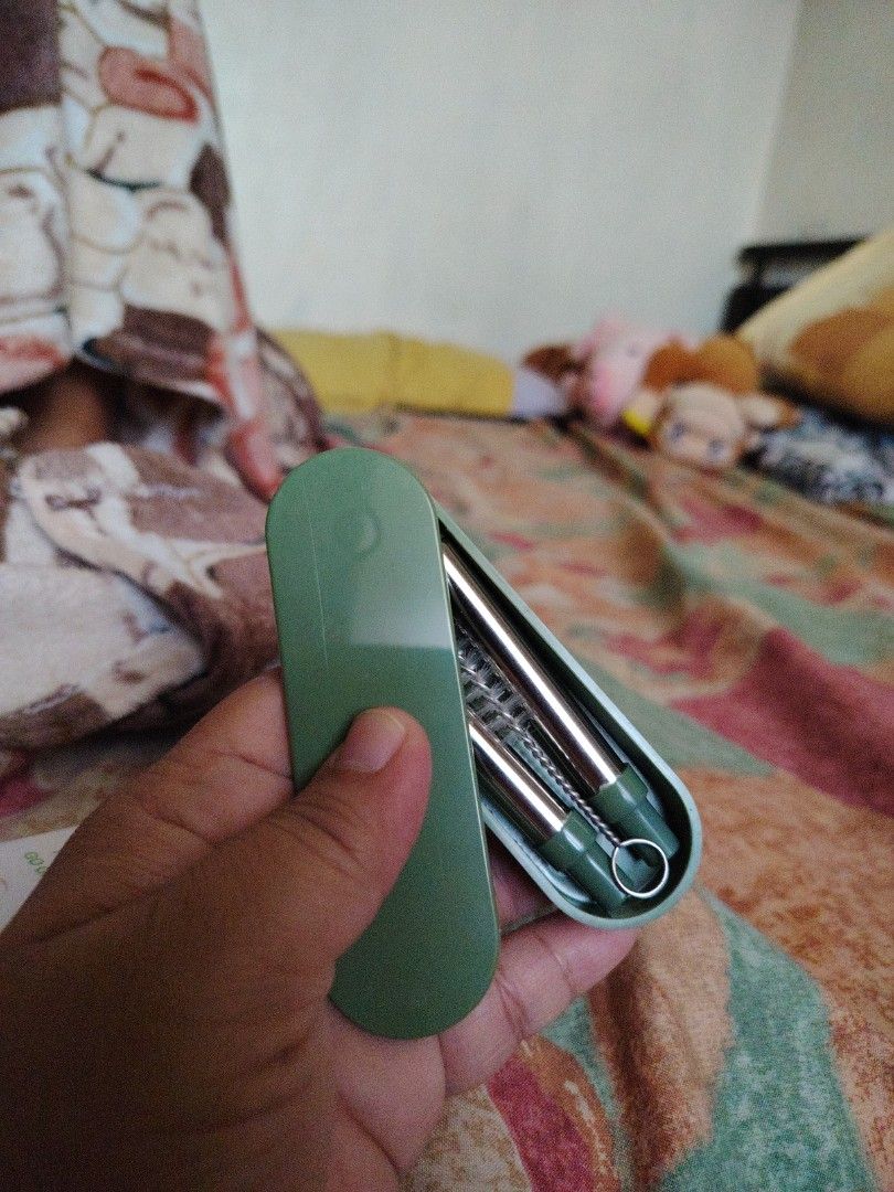 Eco-friendly Reusable Stainless Steel Straw Set with Case (Category: Food Organization & Storage) located in Taguig. Submitted by roxie0419 (Listing ID 1440841709, Image 3). Description: - Reusable stainless steel straw set - Includes straws, cleaning brush, and portable case - Perfect for drinks on the go - Easy to clean and carry - Eco-friendly alternative to plastic straws - Help save the environment! SF c/o buyer MOP GCash or Maya COP via LBC