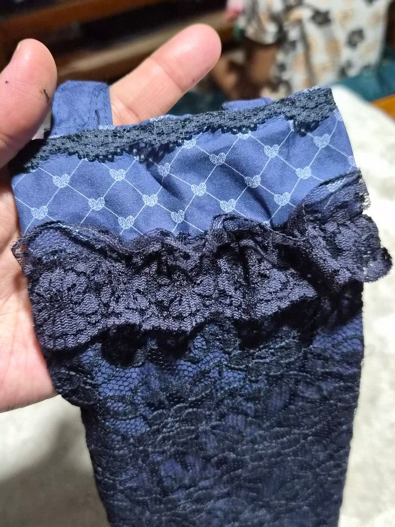 ELEGANCE PARIS UMBRELLA POUCH (Category: Face Care) located in Mandaue City. Submitted by chuchi152615 (Listing ID 1440775903, Image 3). Description: - Chic dark blue mask pouch - Elegant lace overlay with satin .