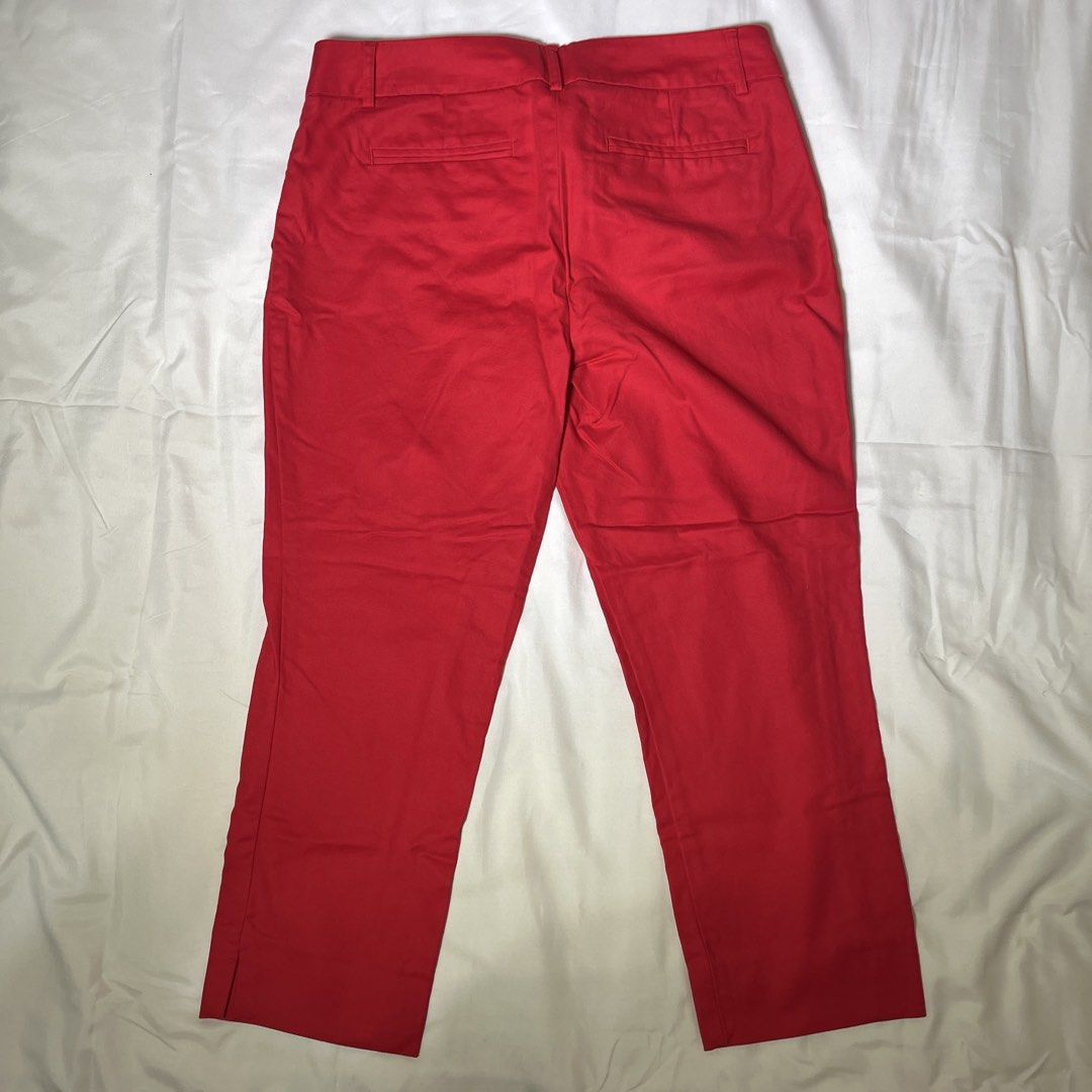 Ellane Rose Red Pants (Category: Other Bottoms) located in Baguio. Submitted by cleverturtle1 (Listing ID 1440950787, Image 3). Description: In excellent condition ✅ Length: 31 in ✅ Width: 32 in Color Rate: 10/10 Flaws: None (Item color vary due to lighting).