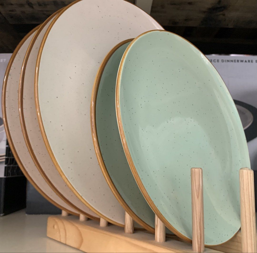 ELLE TERRA 12 Piece Dinnerware Set (Category: Dinnerware & Cutlery) located in Taguig. Submitted by citytrendsph (Listing ID 1440841383, Image 2). Description: - Unopened 12-piece ELLE HOME dinnerware set - Includes plates and bowls - Elegant neutral tones with subtle speckle details - Versatile for everyday use and special occasions - Dishwasher and microwave safe - Brand new, unopened box.
