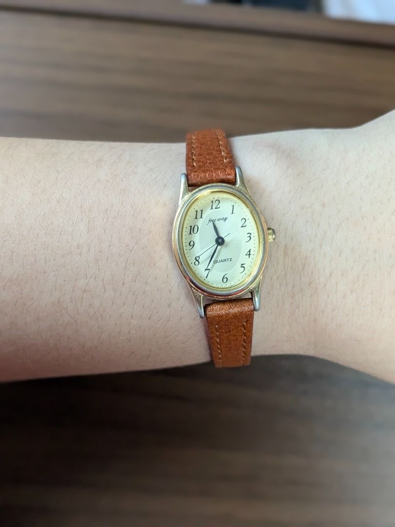 Freeway Japan Vintage Leather Watch (Category: Women's Watches) located in Quezon City. Submitted by nnncorner (Listing ID 1440793001, Image 3). Description: FREEWAY JPN Brown Leather Strap Watch Japan Movement Fits 15-18 cm wrist 1 peso coin size Replaced with new strap (France Leather ) No scratches on glass face It comes with velvet box 8.8/10 overall good condition 1,350.