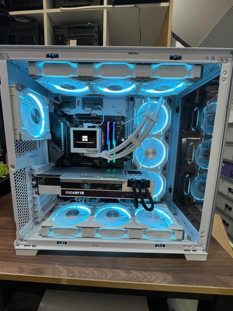 Gaming PC468685780126289921