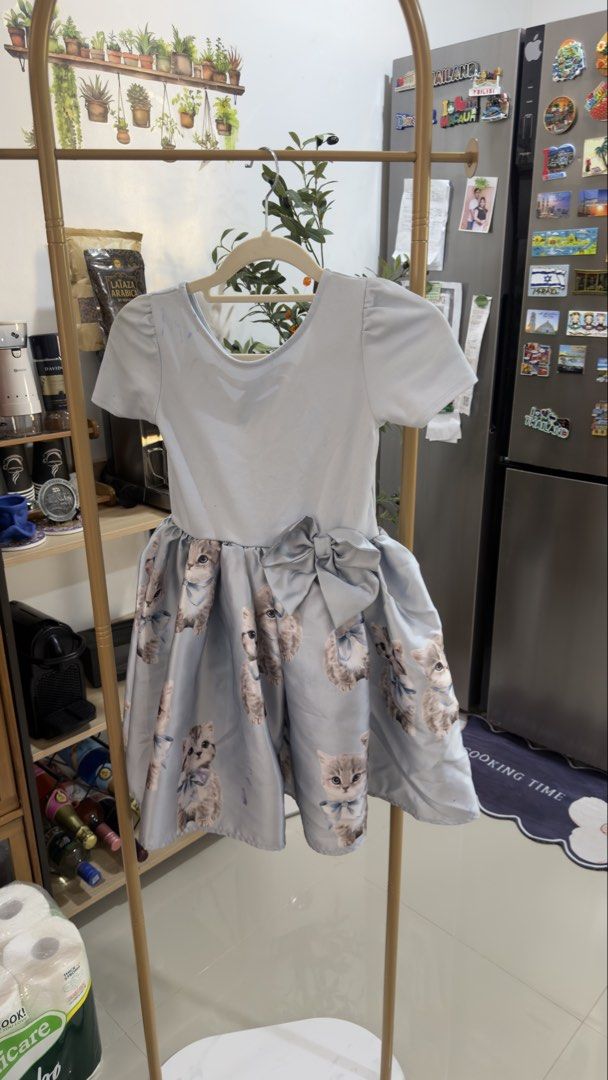 Girls dress (Category: Babies & Kids Fashion) located in Roxas City. Submitted by shaiiirheen (Listing ID 1440849872, Image 3). Description: 300 each 400 zara dress 600 Columbia .