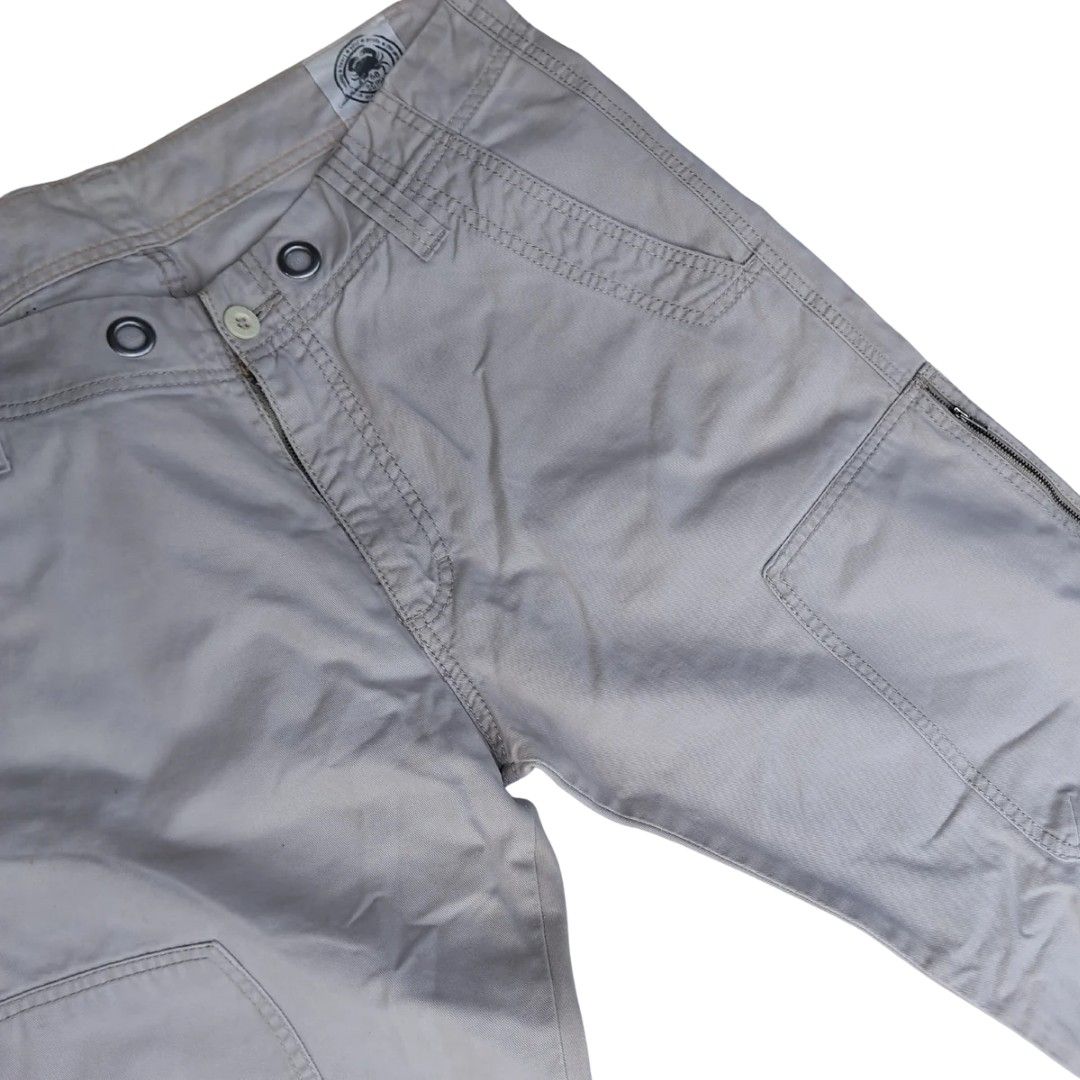 Grey Cargo Pants | XL Extra Large Plus Size (Category: Trousers) located in Manila. Submitted by ubes_corner (Listing ID 1440938853, Image 2). Description: 📏Waist: 📏Length: Condition of the pants: 🪻Worn once 🪻May small holes banda sa dulo area ng pants 🪻Light yellow stains sa gilid .