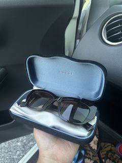 (Category: ) located in . Submitted by preloved_picks10 (Listing ID 1440866886, Image 1). Description: .