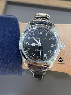 (Category: ) located in . Submitted by watches2u (Listing ID 1440826504, Image 1). Description: .