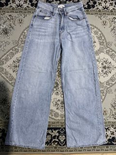 (Category: ) located in . Submitted by shvw_preloved (Listing ID 1440878390, Image 1). Description: .