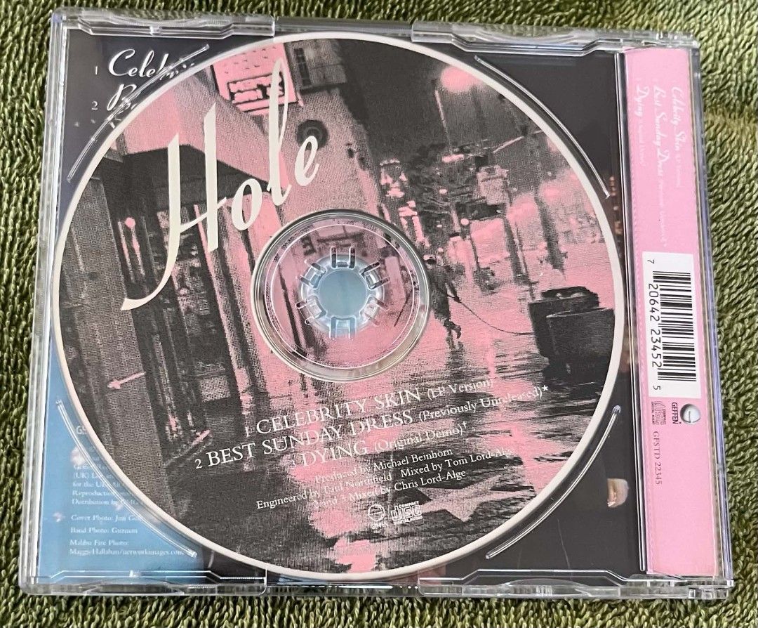 Hole - Celebrity Skin (Category: CDs & DVDs) located in Cebu City. Submitted by g_roshamboo (Listing ID 1440794647, Image 3). Description: cd single.