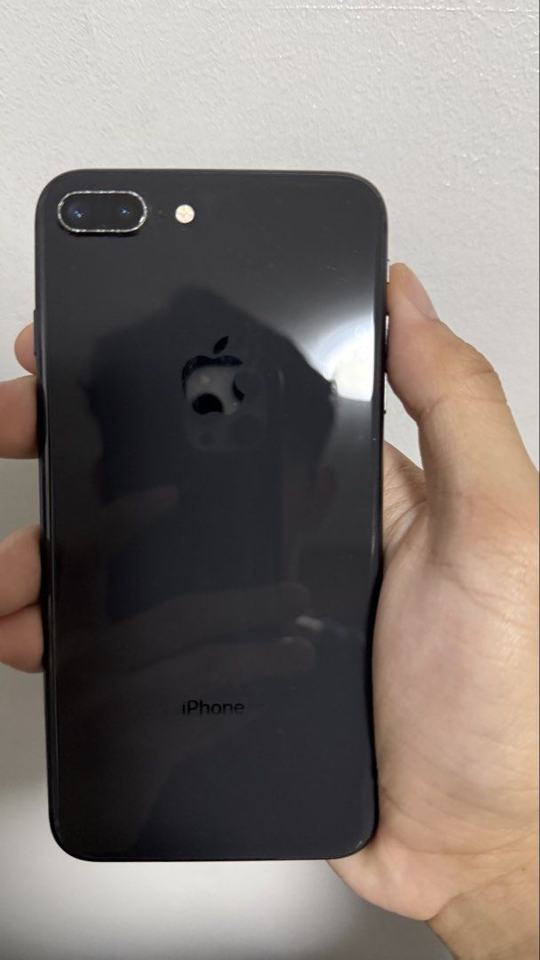 iphone 8 plus 64gb (Category: iPhone 8 Series) located in Muntinlupa City. Submitted by tys_stuff (Listing ID 1440854905, Image 3). Description: iphone 8 plus 64 gb 77% battery health open line with original box (no charger and cable) bought in japan can do meetups in alabang area buyer shoulders shipping fee .