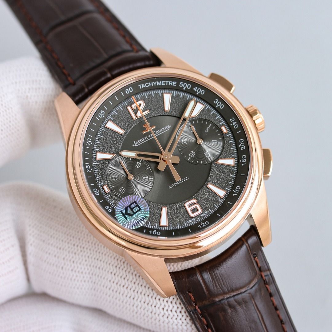 Jaeger-LeCoultre Master Chronograph Rose Gold Watch (Category: Men's Watches) located in Valenzuela. Submitted by honzistruk27135 (Listing ID 1440842670, Image 1). Description: .