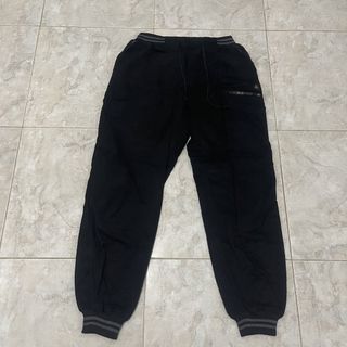 (Kategori: ) berada di . Dikirim oleh rewearstudio21 (ID iklan 1440836260, Gambar 1). Deskripsi: .