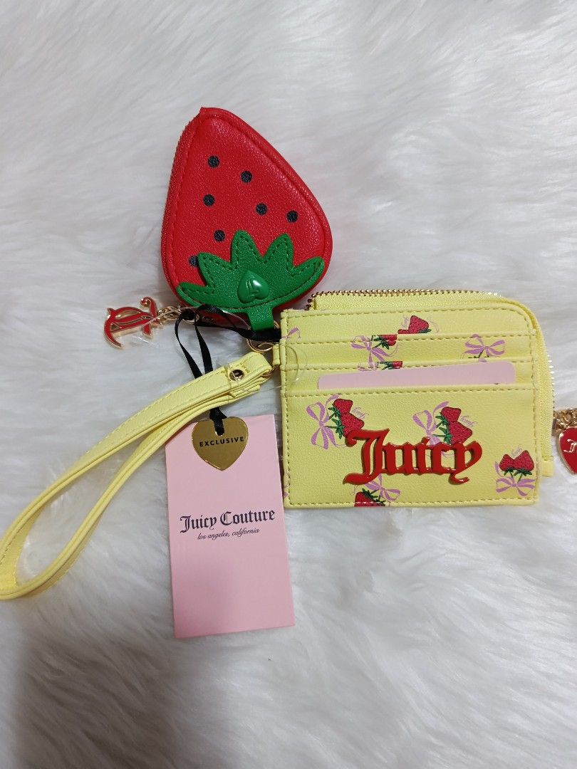 Juicy Couture Yellow 2in1 Wallet (Category: Announcements) located in Bulacan. Submitted by finefindstuffbykdc_ (Listing ID 1440890577, Image 1). Description: Onhand Pinas.
