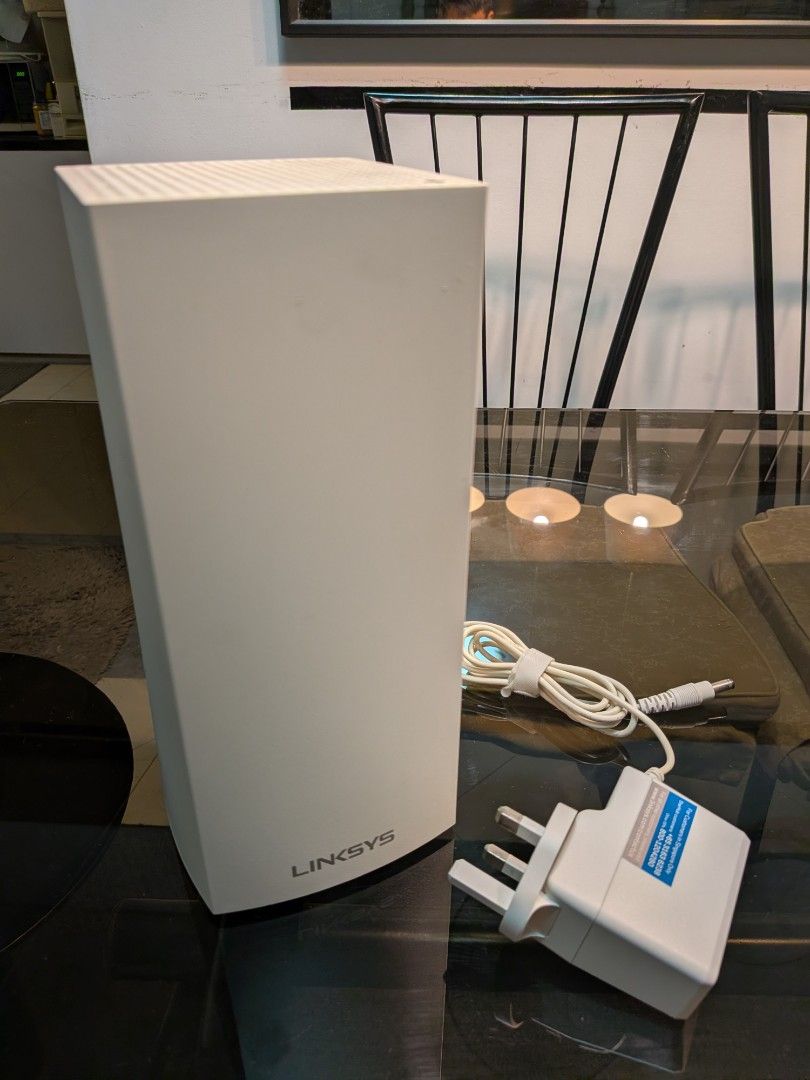 Linksys Wi-Fi Router with Power Adapter468561011179540480