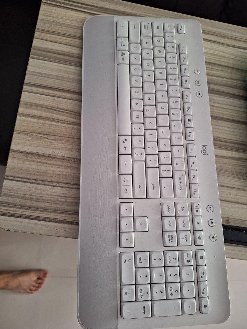 Logitech K650 keyboard wireless468306301279293441