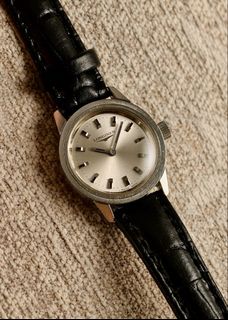 由 oldwatch.tw (刊登 ID 1440894383，圖片 1) 提交，位於 的 (類別：)，說明：。