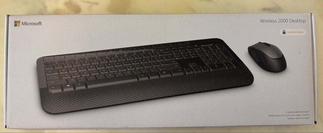 Microsoft Wireless Desktop 2000 Keyboard and Mouse Combo468305386291875840