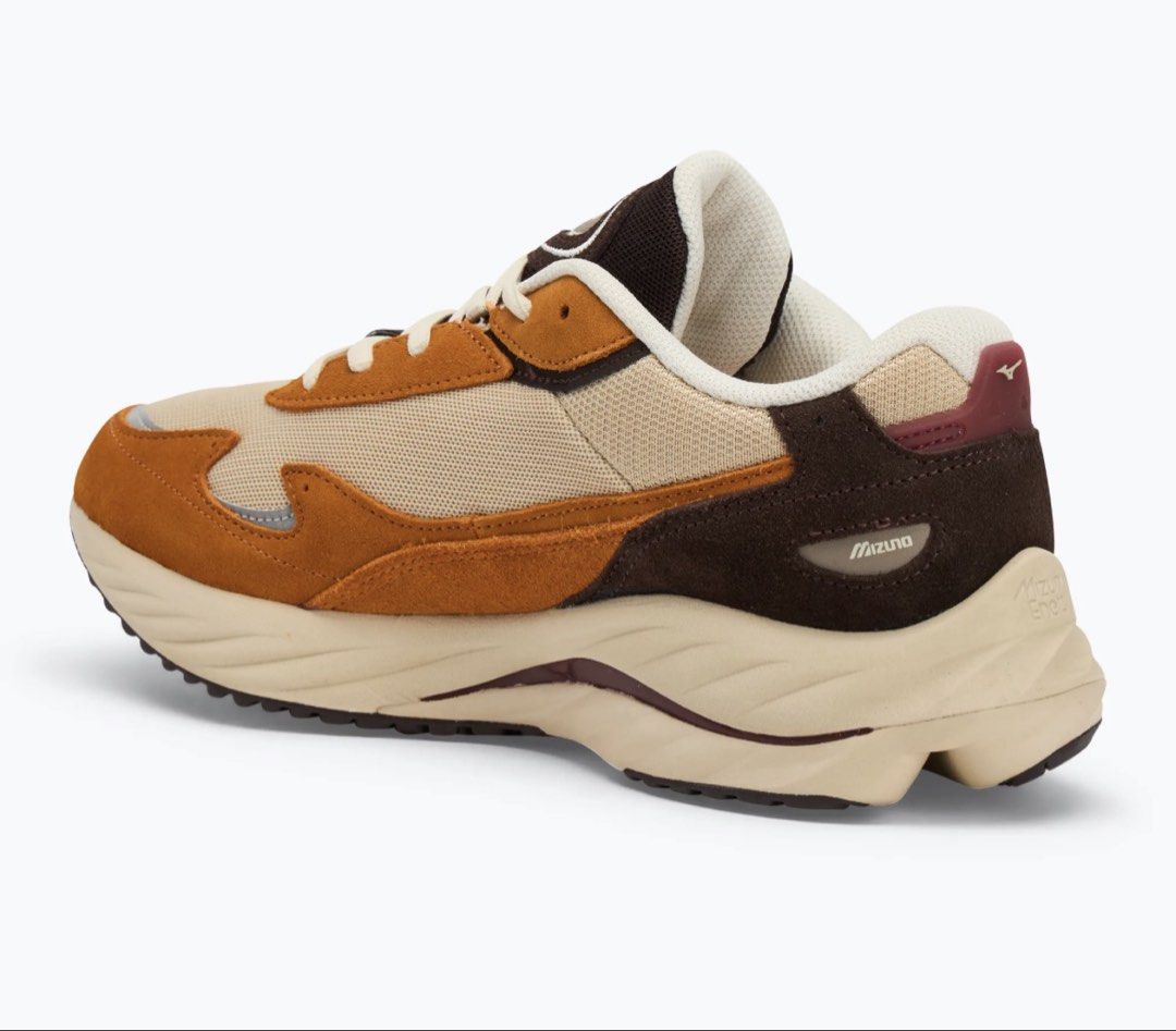 Mizuno Wave Rider Βeta (Category: Sneakers) located in Quezon City. Submitted by k_p13 (Listing ID 1440910625, Image 3). Description: Mizuno Wave Rider Βeta Size 9 US ₱4,000 only Worn twice, like brandnew condition No box, will provide replacement Bought from Osaka Shinsaibashi branch Rfs: too many pairs Loc: QC .
