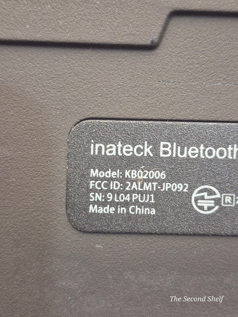 nateck KB02006 Bluetooth Keyboard Case For iPad Pro 12.9" 3rd Gen (2018) (Category: Computer Keyboard) located in Santa Rosa. Submitted by thesecondshelf (Listing ID 1440908502, Image 3). Description: Inateck KB02006 Bluetooth Keyboard Case For iPad Pro 12.9" 3rd Gen (2018) and 4th Gen (2020) Compatible Models: Please check for compatibility. A1876, A2014, A1895, A1983 A2229, A2069, A2232, A2233 Features: • RGB backlit keyboard • Bluetooth connec