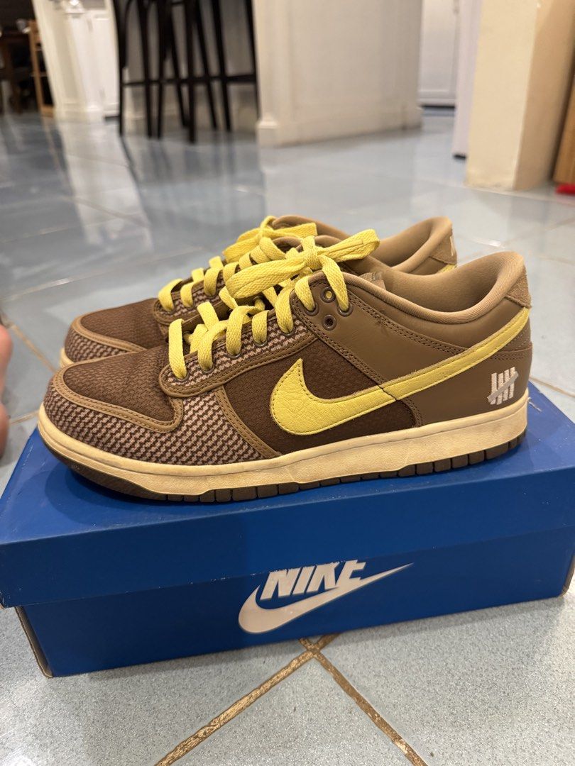 Nike Dunk Low SP UNDFTD Canteen Lemon Frost Palomino (Category: Sneakers) located in Tarlac. Submitted by ljb18_ (Listing ID 1440805782, Image 1). Description: - Nike Dunk Low SP UNDFTD Canteen Lemon Frost Palomino - Men's Size 9 - Comes with original box - Includes extra laces - Cool and rare pair, grab them fast! Bought for 15k.
