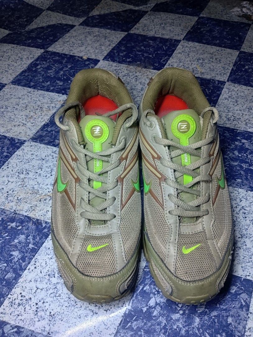 NIKE SHOX RIDE 2 COLLABORATION WITH SUPREME (Category: Sneakers) located in Mati. Submitted by randomfindph.22 (Listing ID 1440779580, Image 2). Description: .