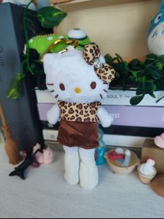 (Category: ) located in . Submitted by ghibli_dreams (Listing ID 1440812384, Image 1). Description: .