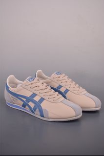(Category: ) located in . Submitted by outletshoes (Listing ID 1440882794, Image 1). Description: .