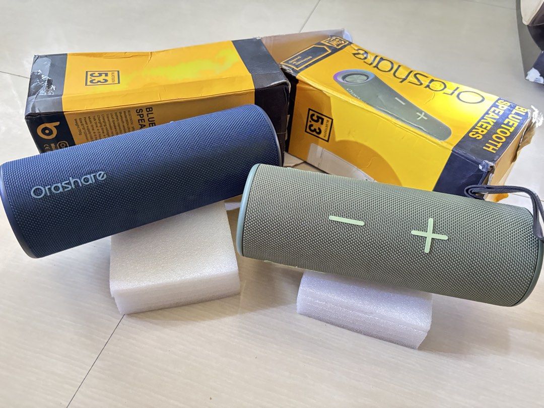 Orashare BS04 Bluetooth Speaker with RGB Light (Category: Soundbars, Speakers & Amplifiers) located in Quezon City. Submitted by geebags (Listing ID 1440946663, Image 1). Description: - Orashare BS04 Bluetooth Speaker - Powerful 30W Ult Power Sound - Vibrant RGB Lighting - TWS Wireless Connection for stereo sound - Upgraded Bluetooth 5.3 for stable connection - Comes in original packaging - Available colors: Blue and Green.