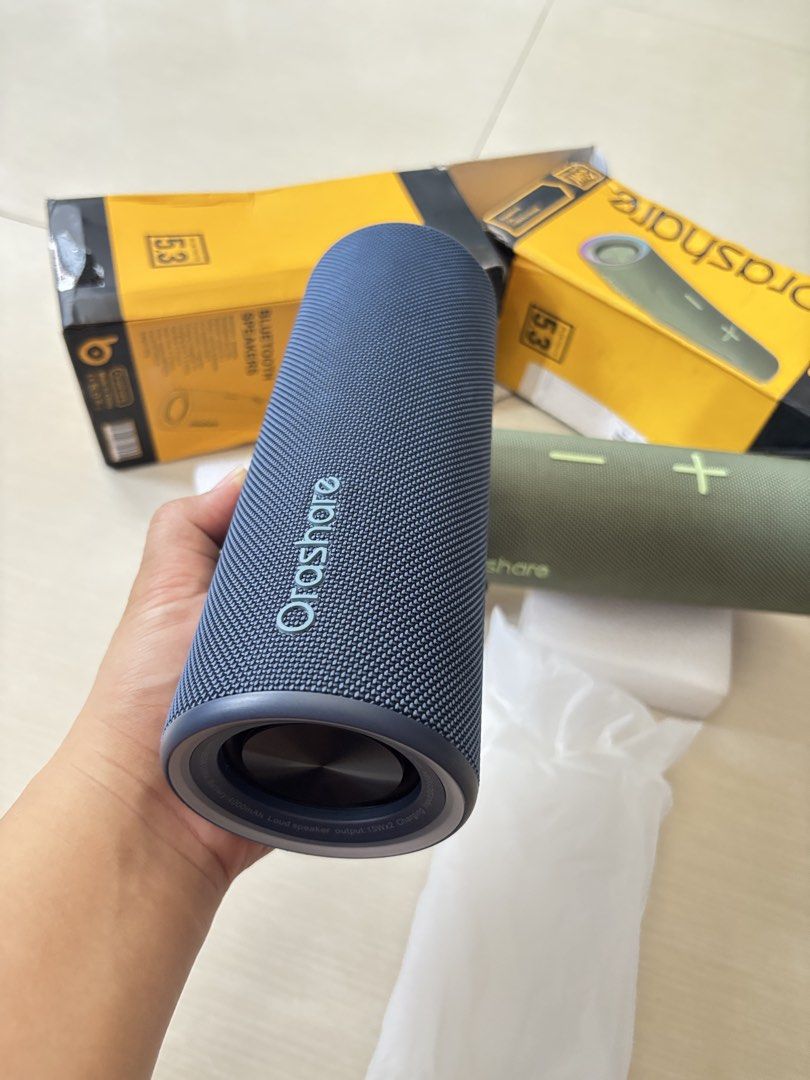 Orashare BS04 Bluetooth Speaker with RGB Light (Category: Soundbars, Speakers & Amplifiers) located in Quezon City. Submitted by geebags (Listing ID 1440946663, Image 2). Description: - Orashare BS04 Bluetooth Speaker - Powerful 30W Ult Power Sound - Vibrant RGB Lighting - TWS Wireless Connection for stereo sound - Upgraded Bluetooth 5.3 for stable connection - Comes in original packaging - Available colors: Blue and Green.